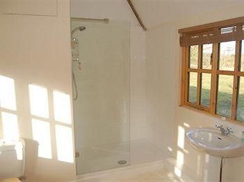 Greatfield Lodge Андовър Екстериор снимка